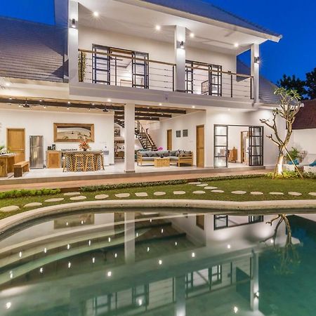 Villa Jamu Seminyak  Exterior photo
